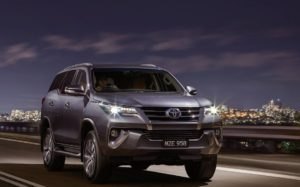 Toyota Fortuner 2017 nhập khẩu Trung Đông