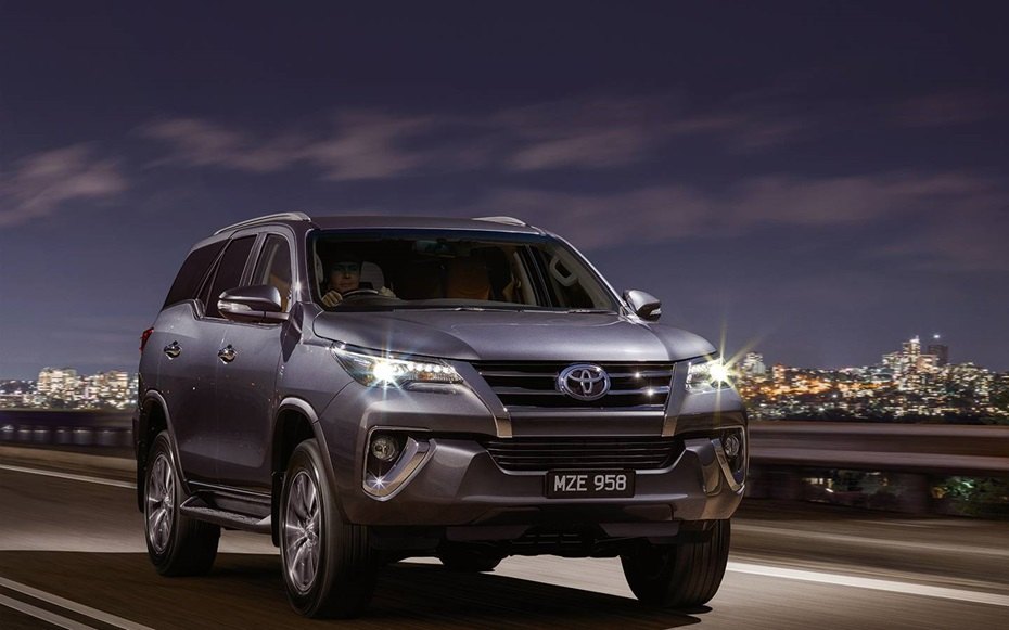 Toyota Fortuner 2017 nhập khẩu nguyên chiếc Indonesia