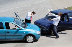 Hồ sơ bồi thường bảo hiểm ô tô