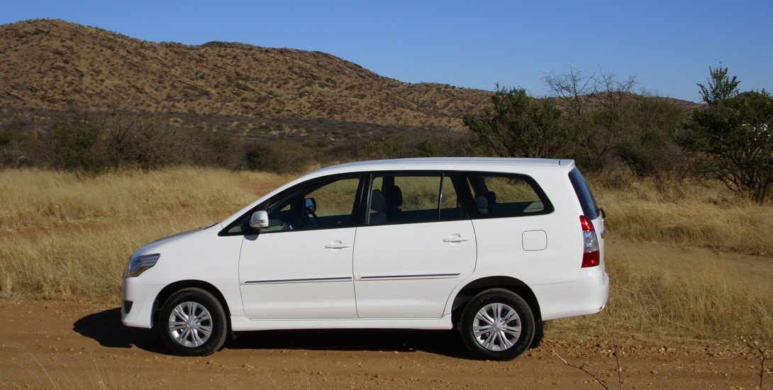 Thuê xe 7 chỗ Toyota Innova đi du lịch Tam Đảo