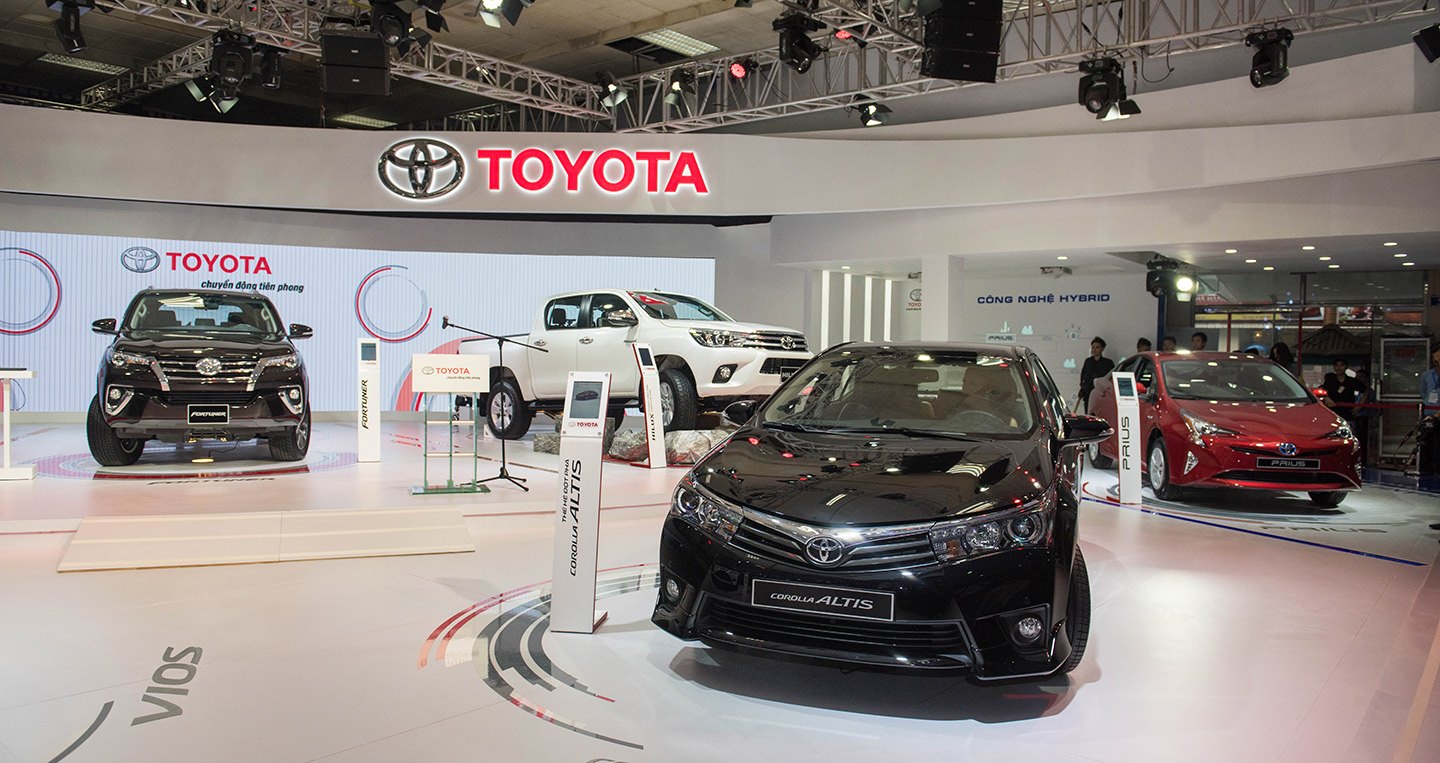 Gian hàng Toyota trong triển lãm Ô tô Việt Nam 2017 